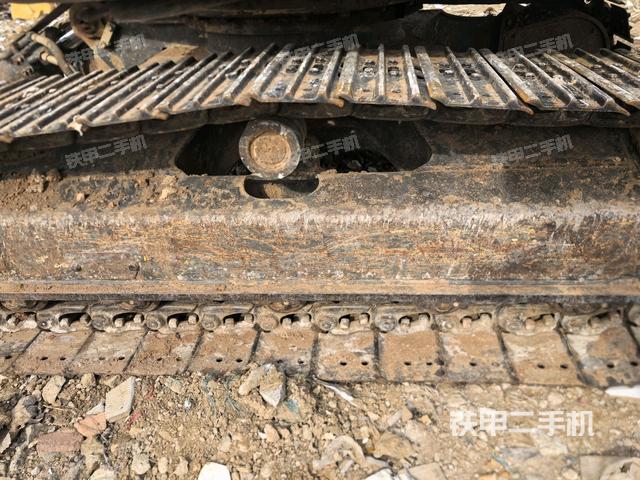 右側(cè)履帶整體?（行走機(jī)構(gòu)）