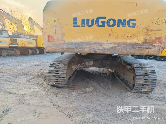 整機(jī)右后45°(整機(jī)外觀) 整機(jī)右后45°(整機(jī)外觀)