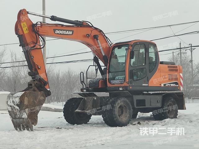 驾驶室整体（整机外观）
