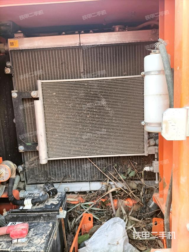散熱器室(大件艙室) 散熱器室(大件艙室)