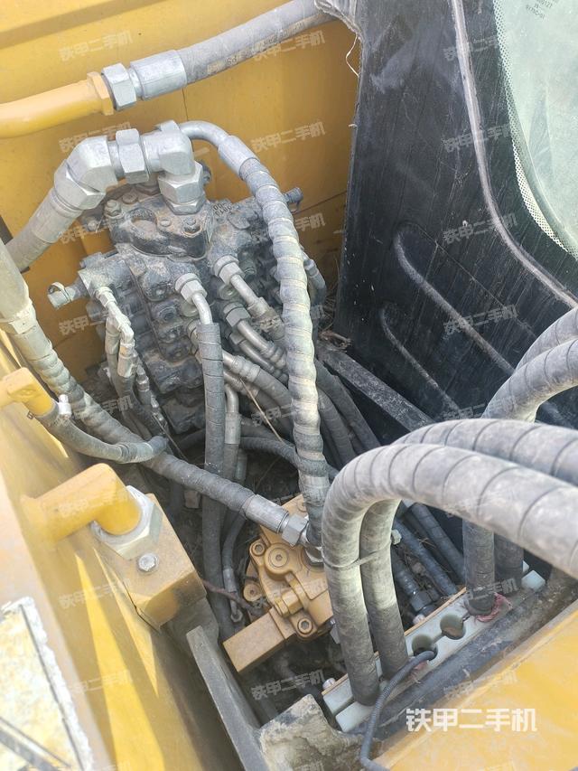 分配閥（上車部件）