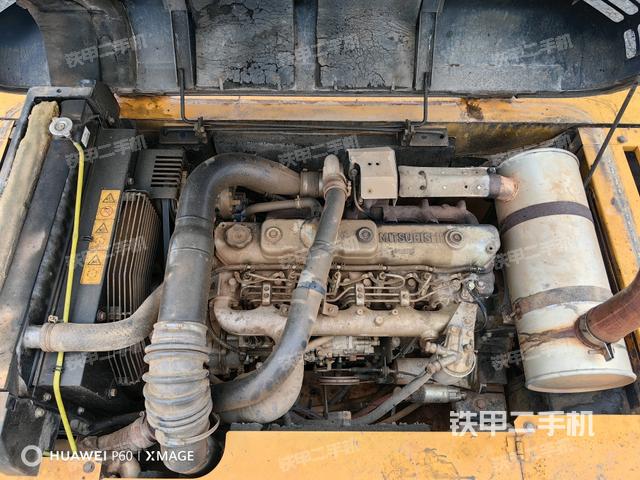 發(fā)動(dòng)機(jī)整體俯視(整機(jī)外觀) 發(fā)動(dòng)機(jī)整體俯視(整機(jī)外觀)