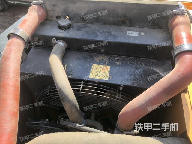 水箱+風(fēng)扇特寫(上車部件) 水箱+風(fēng)扇特寫(上車部件)