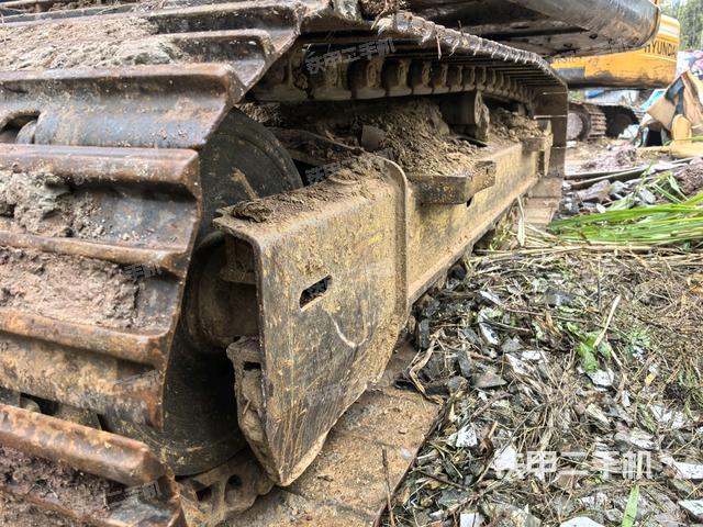 左側(cè)履帶整體?（行走機(jī)構(gòu)）