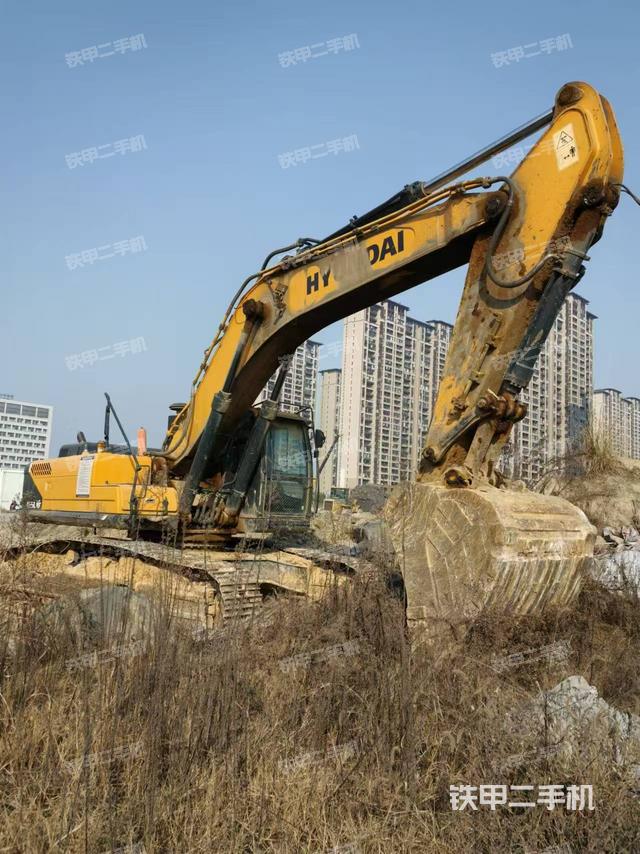 整機(jī)右后45°(整機(jī)外觀) 整機(jī)右后45°(整機(jī)外觀)
