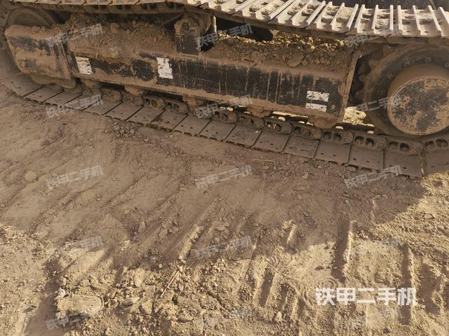 左側(cè)履帶整體?（行走機(jī)構(gòu)）