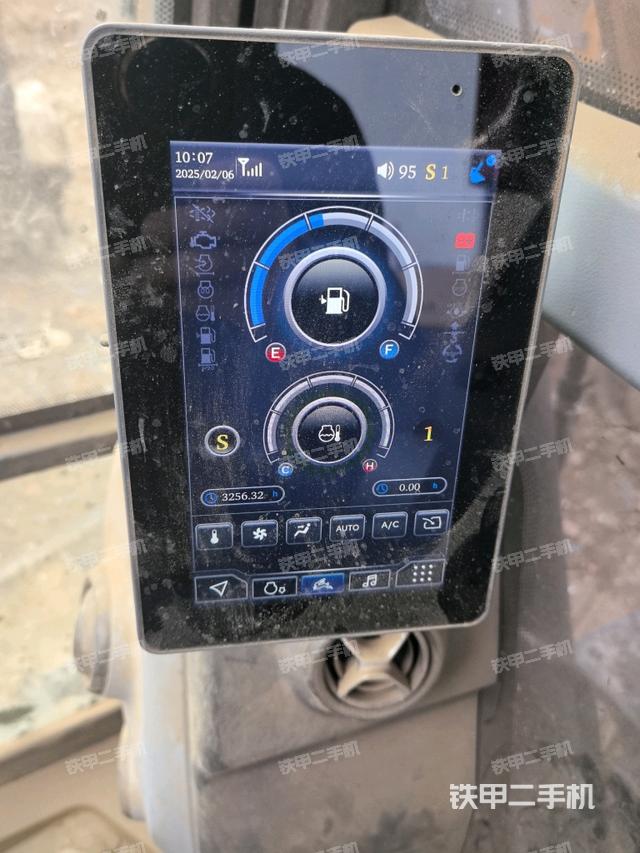 顯示屏?（駕駛室部分）