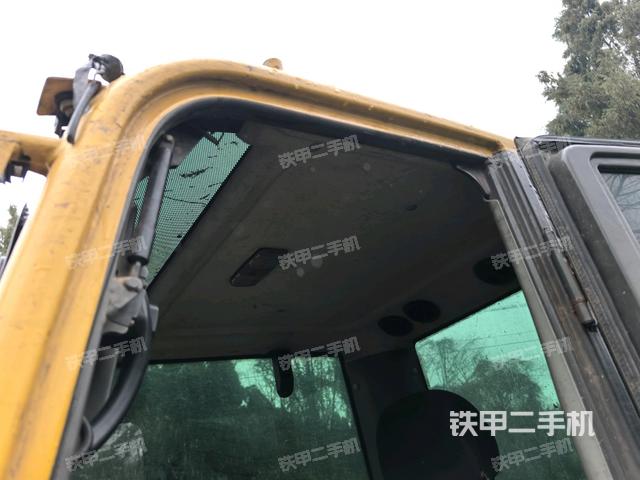 頂棚整體（駕駛室部分）