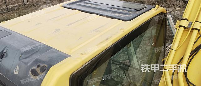 驾驶室顶部（整机外观）