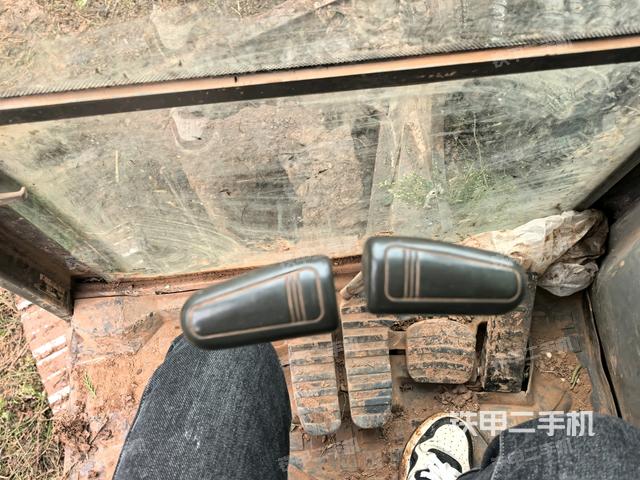 座椅后部（駕駛室部分）