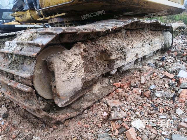 單側(cè)履帶整體（整機(jī)外觀）