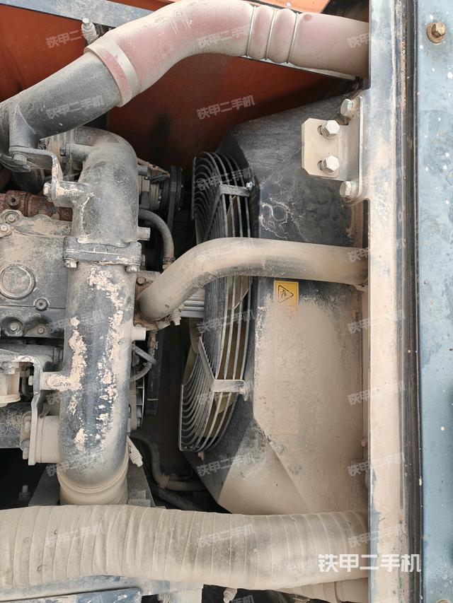 气门室盖螺丝特写（上车部件）