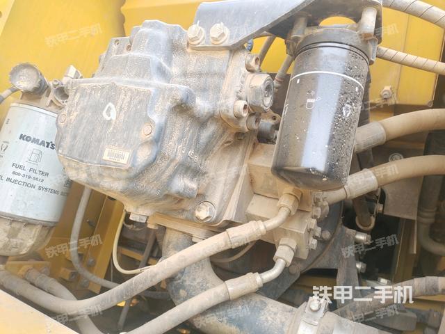 液壓泵斜45?左（大件艙室）