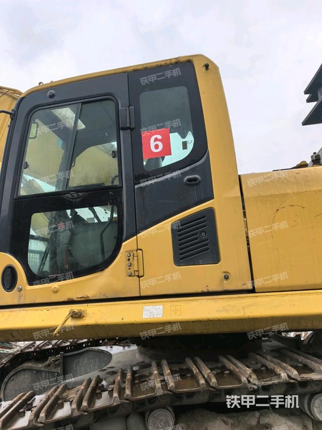 座椅左側(cè)控制臺/音響/含左手柄（駕駛室部分）