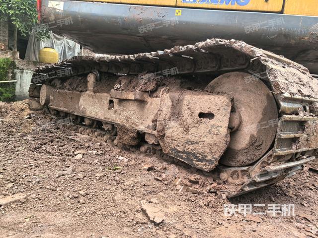 左側(cè)履帶整體?（行走機(jī)構(gòu)）