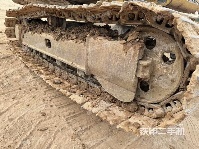 单侧履带整体（整机外观）