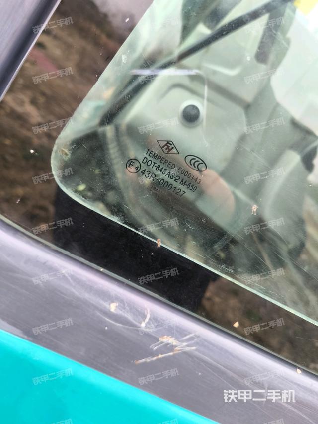 ?駕駛室正側(cè)（駕駛室部分）