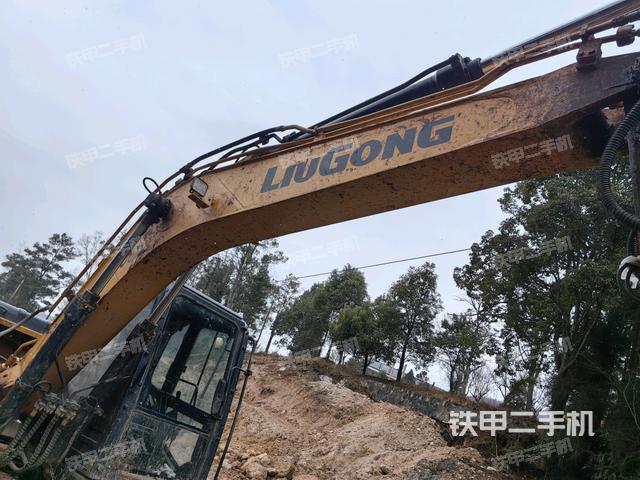 大臂整體?右側(cè)（工作和回轉(zhuǎn)裝置）