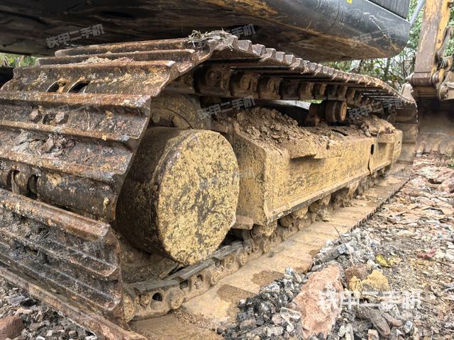 右側(cè)履帶整體（行走機(jī)構(gòu)）