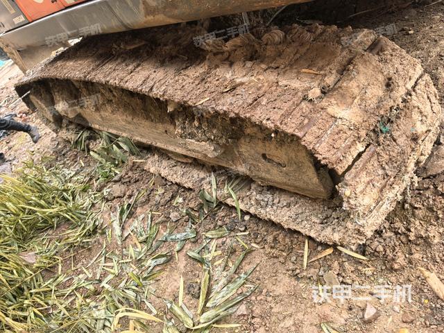 右側(cè)行走馬達蓋板（行走機構(gòu)）