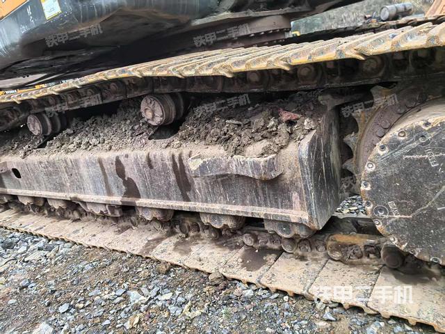 单侧履带整体（整机外观）