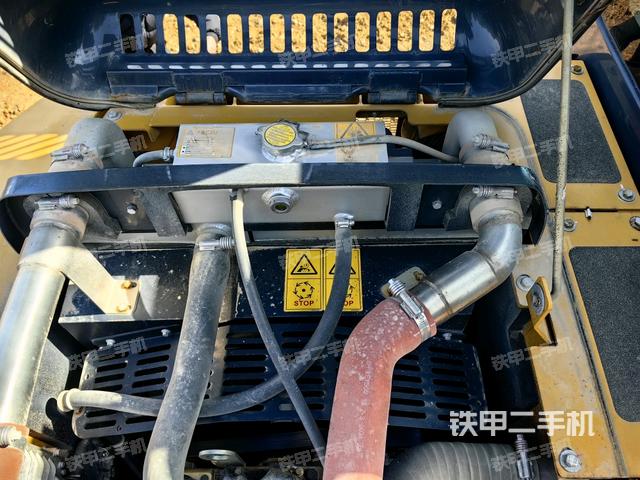 水箱+風(fēng)扇特寫(xiě)(上車(chē)部件) 水箱+風(fēng)扇特寫(xiě)(上車(chē)部件)