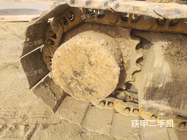 左側(cè)行走馬達(dá)蓋板（行走機(jī)構(gòu)）