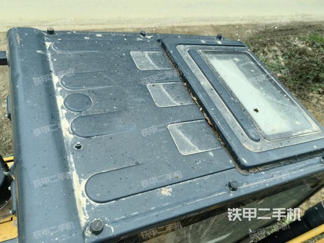 駕駛室頂部俯視（上車部件）