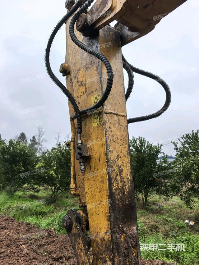 小臂整體左后（工作和回轉(zhuǎn)裝置）