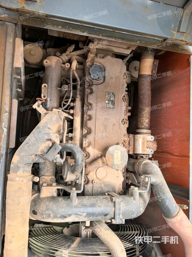 駕駛室頂部俯視（上車部件）