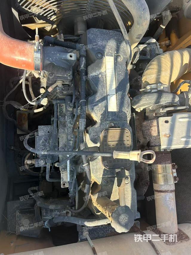 发动机整体俯视（整机外观）