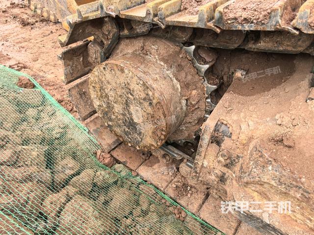 左側(cè)行走馬達(dá)蓋板（行走機(jī)構(gòu)）