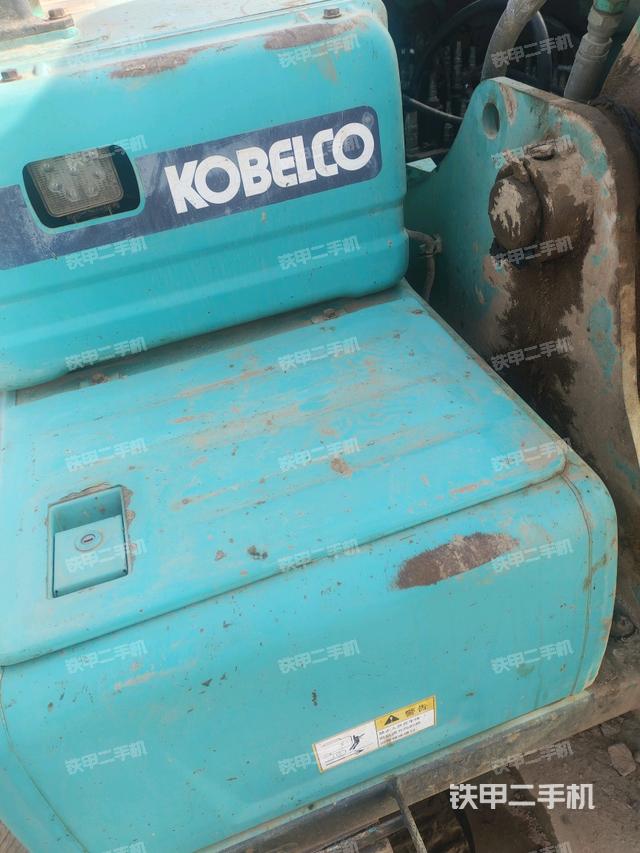 大臂根部?斜視（工作和回轉(zhuǎn)裝置）