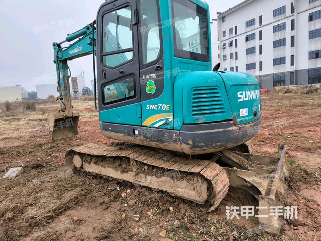 左后45（整機外觀）