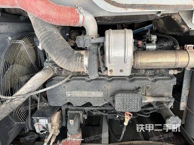 氣門室蓋螺絲特寫(上車部件) 氣門室蓋螺絲特寫(上車部件)