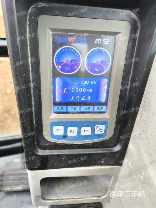 座椅左側(cè)控制臺/音響/含左手柄（駕駛室部分）