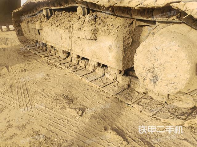 右側(cè)行走馬達(dá)蓋板（行走機(jī)構(gòu)）