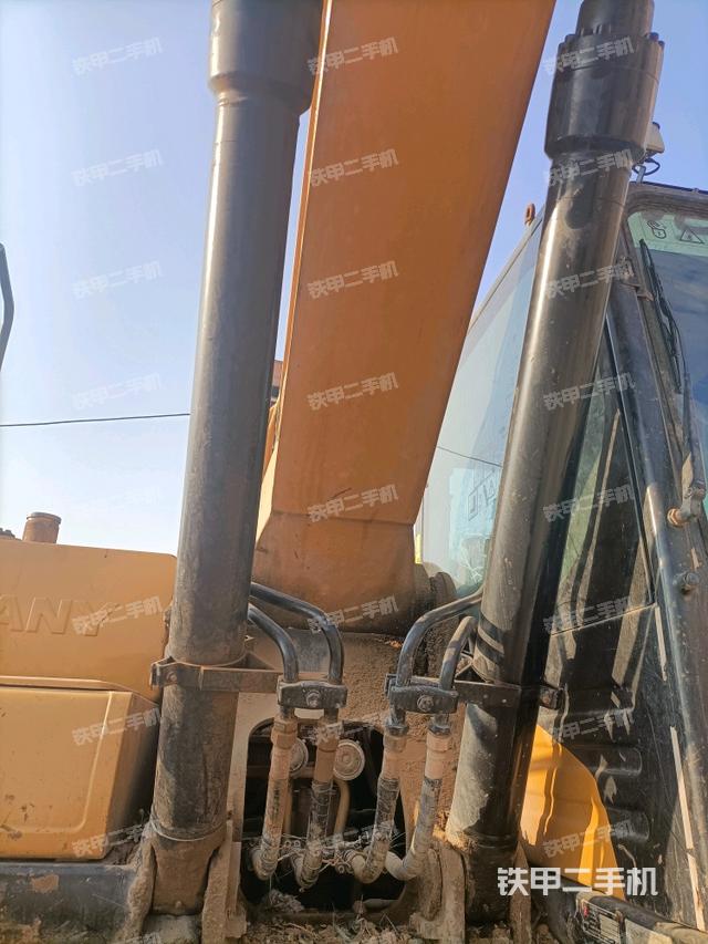 大臂油缸整體?豎拍（工作和回轉(zhuǎn)裝置）