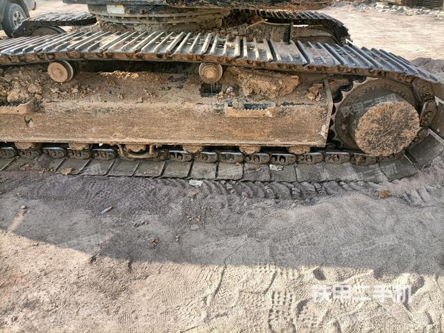 右側(cè)履帶整體（行走機(jī)構(gòu)）