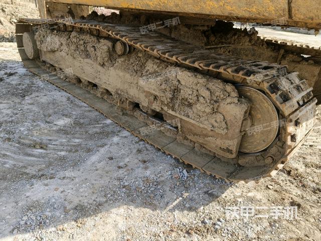 左導(dǎo)向輪（行走機(jī)構(gòu)）