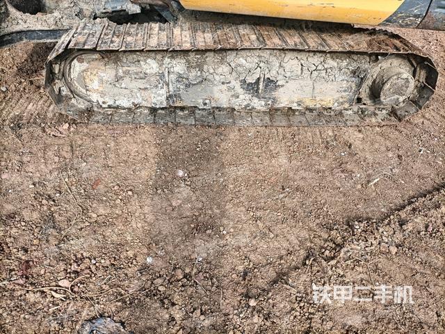 右側(cè)履帶整體?（行走機(jī)構(gòu)）