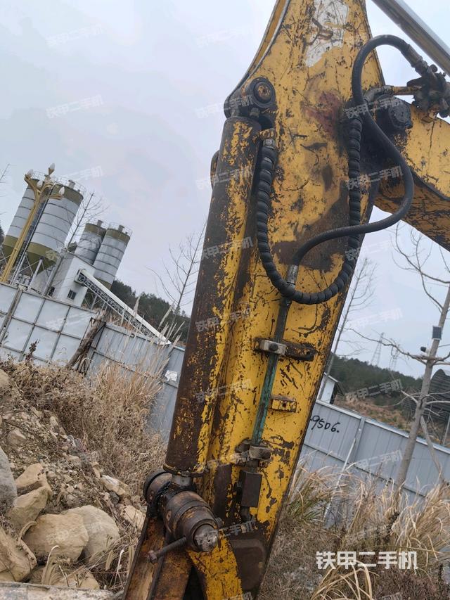 小臂整體右前（工作和回轉(zhuǎn)裝置）