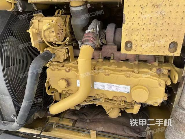 發(fā)動(dòng)機(jī)整體俯視（整機(jī)外觀）