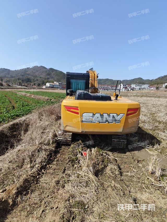 整機(jī)右后45°（整機(jī)外觀）