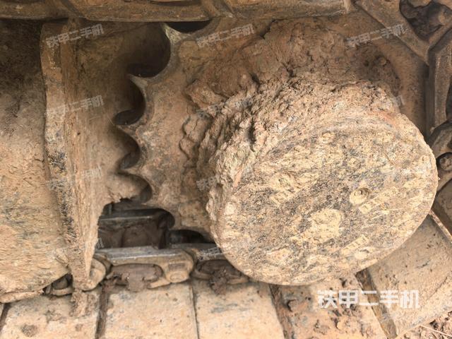 左驅(qū)動(dòng)輪（行走機(jī)構(gòu)）