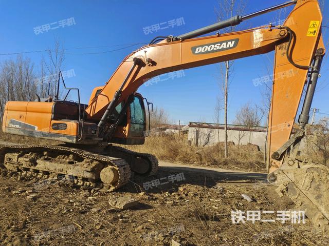 右前45(整機(jī)外觀) 右前45(整機(jī)外觀)