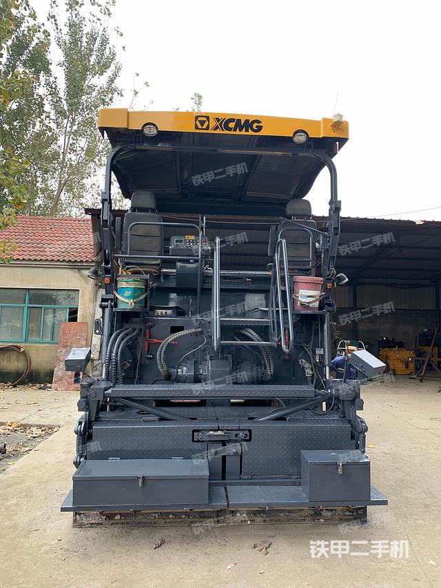 整机右后45°（设备外观及核心部件）