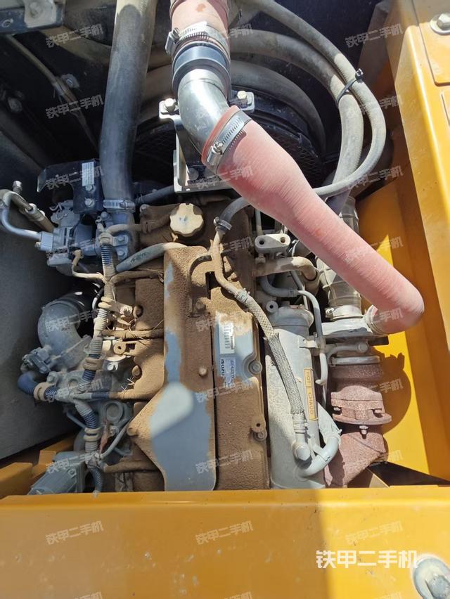 發(fā)動機(jī)整體俯視（整機(jī)外觀）