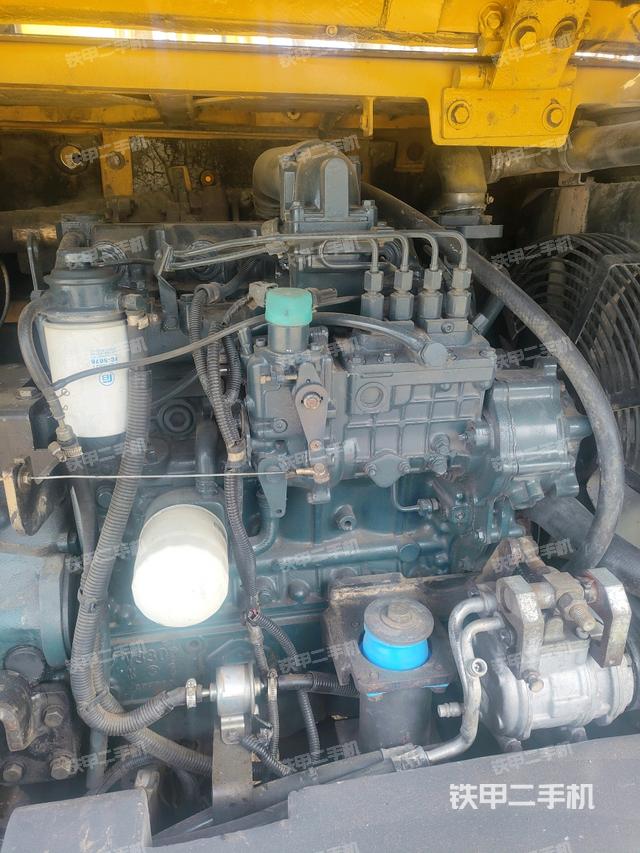 發(fā)動(dòng)機(jī)整體俯視（整機(jī)外觀）