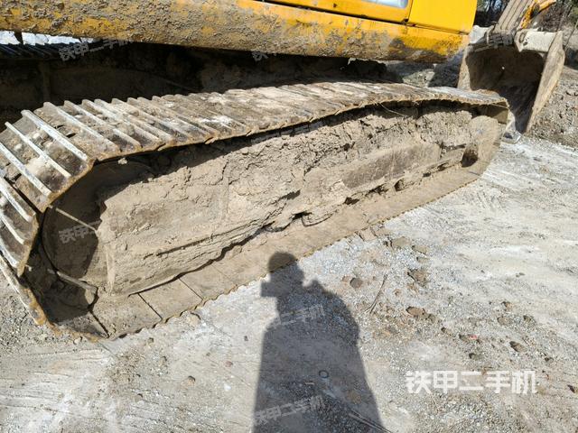 左側(cè)履帶整體?（行走機(jī)構(gòu)）